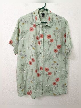 Her Universe Disney Peter Pan Tinker Bell Floral Women's Oversized Button-Up